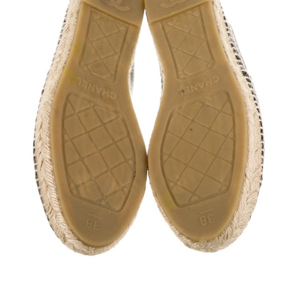 Authentic Chanel espadrilles box included size 38 - Picture 4 of 6